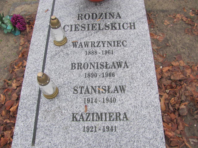 Wawrzyniec Ciesielski 1887 Kobylin - Grobonet - Wyszukiwarka osób pochowanych