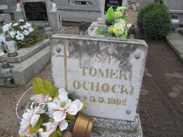 Tomasz Ochocki 1992 Kobylin - Grobonet - Wyszukiwarka osób pochowanych